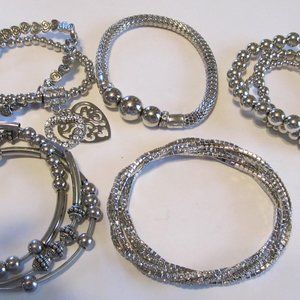 5 older Paparazzi stretch bracelets
